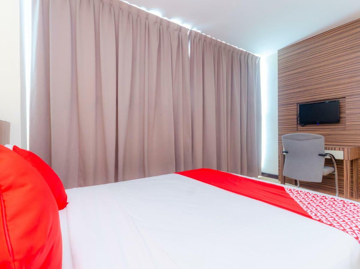 Wf Hotel ジョホールバル エクステリア 写真